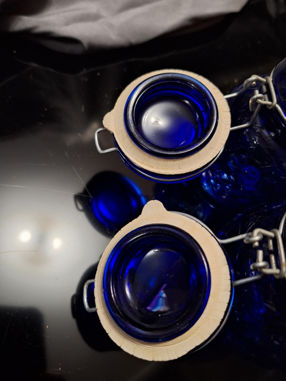 Vintage Cobalt Blue Glass Fruit Embossed Jars - Set of 2 - Wire Bale Lid - Picture 4 of 7